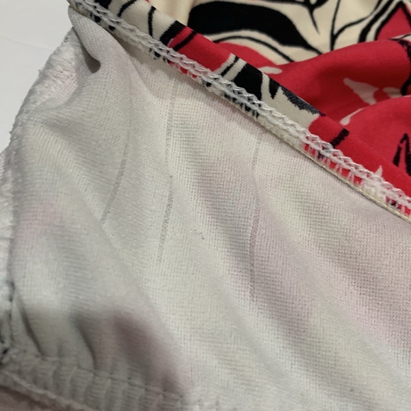 18W-20W (2x) swim top - Picture 12 of 12